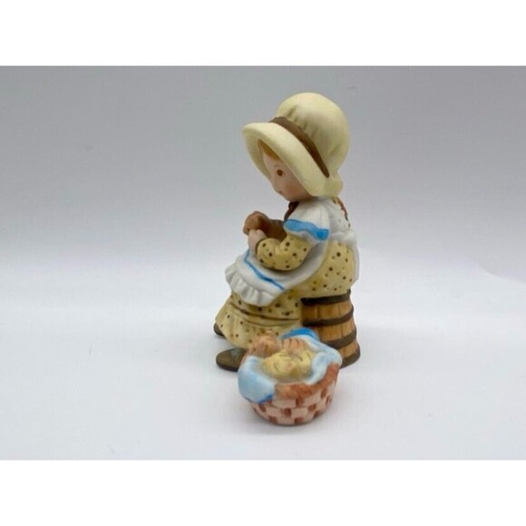 Vintage Holly Hobbie Figurines, Lot Of 3 Figurines. - Picture 10 of 16